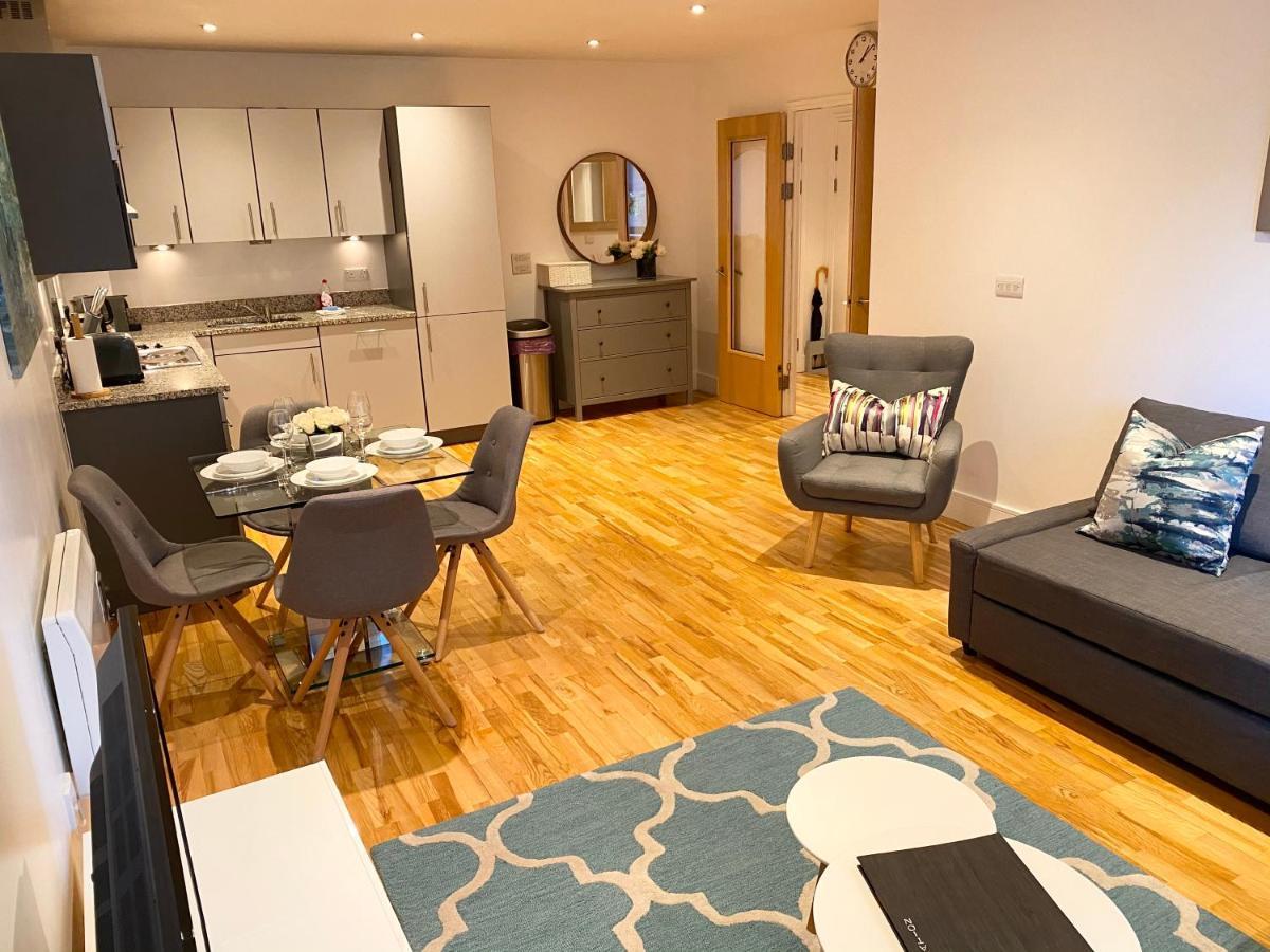 Urban Living'S - The Burley Luxury City Apartment オックスフォード エクステリア 写真